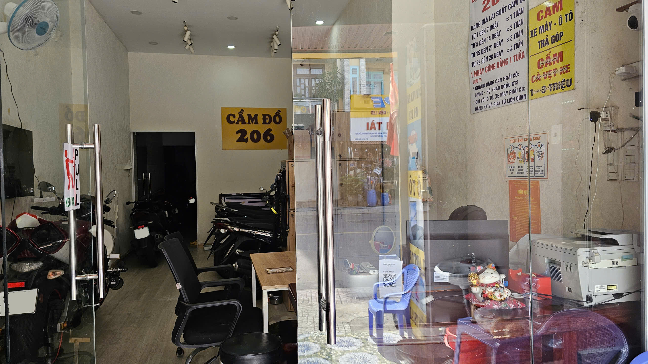 Quầy tiếp khách